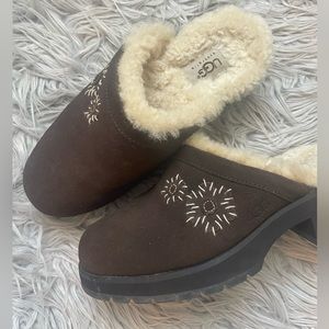 Ugg shoes